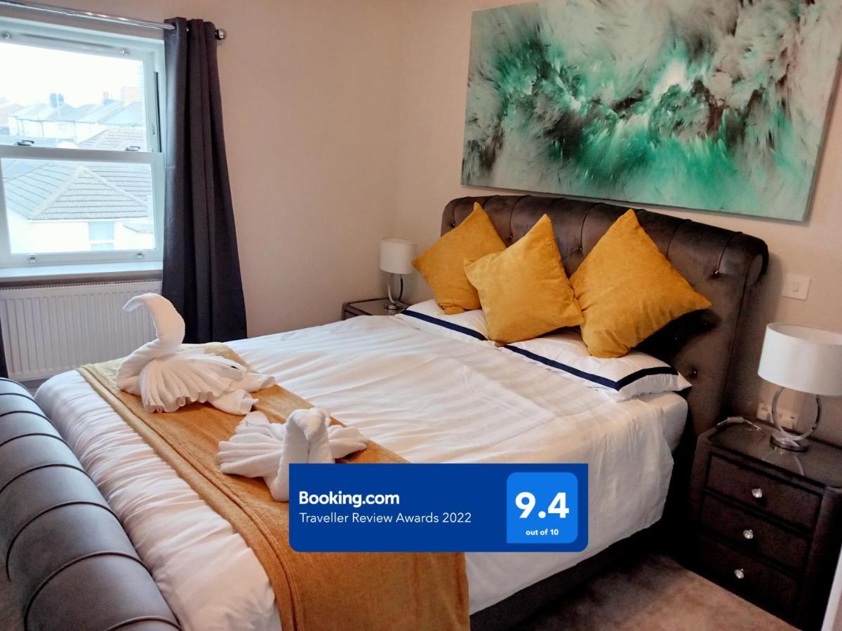 Glorious Duplex Holiday Apartment By The Sea Bognor Regis Exterior foto