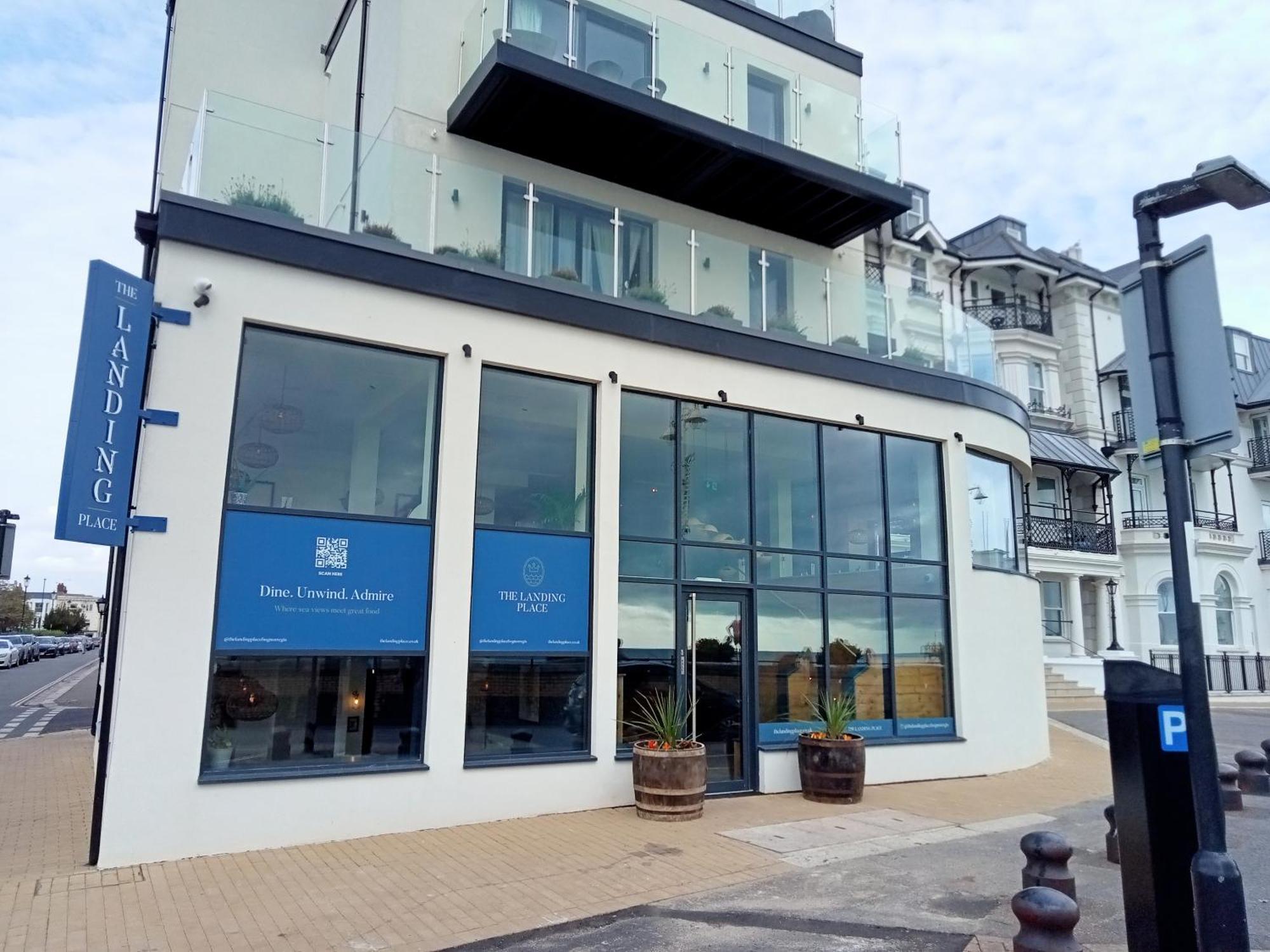 Glorious Duplex Holiday Apartment By The Sea Bognor Regis Exterior foto